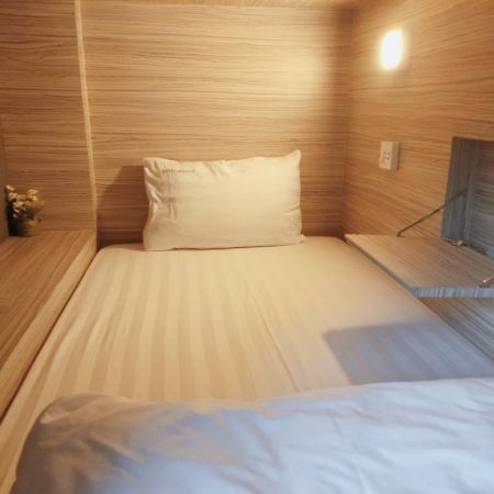 Badu Sukhumvit Dormitory Bangkok Esterno foto