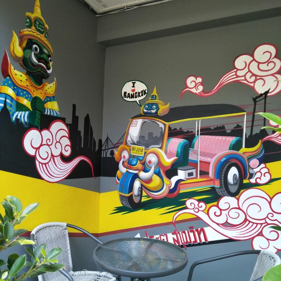 Badu Sukhumvit Dormitory Bangkok Esterno foto