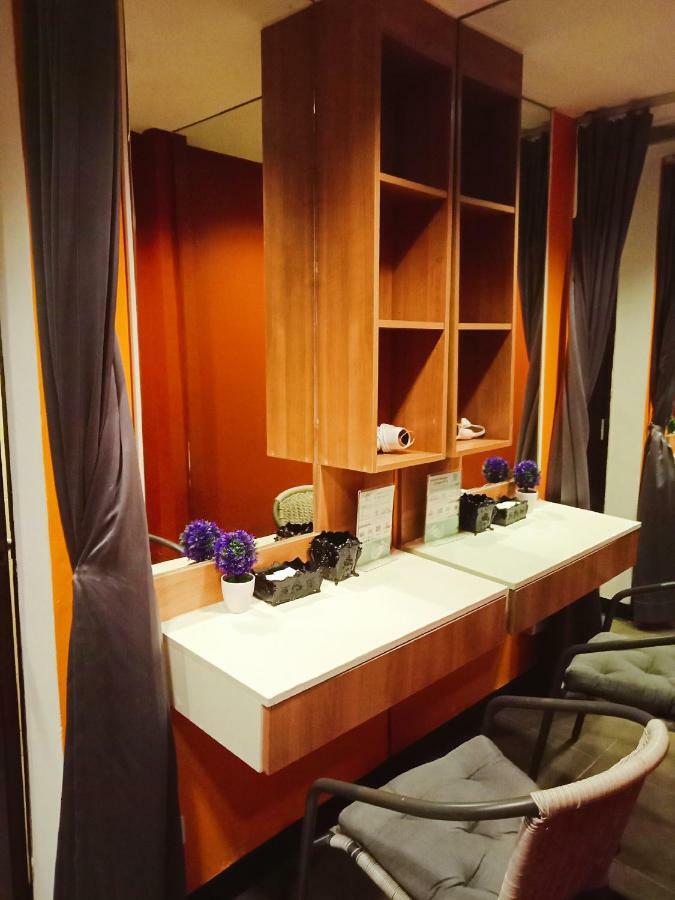 Badu Sukhumvit Dormitory Bangkok Esterno foto